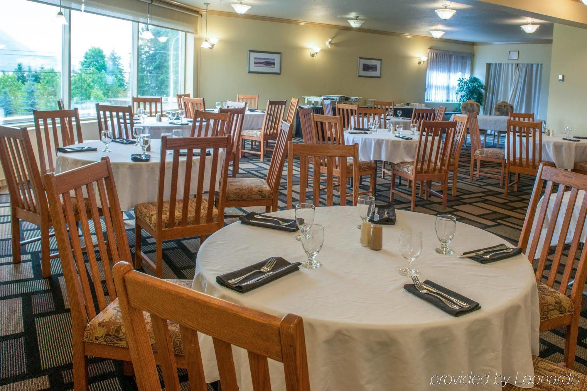 Hilltop Inn - Salmon Arm Bagian luar foto