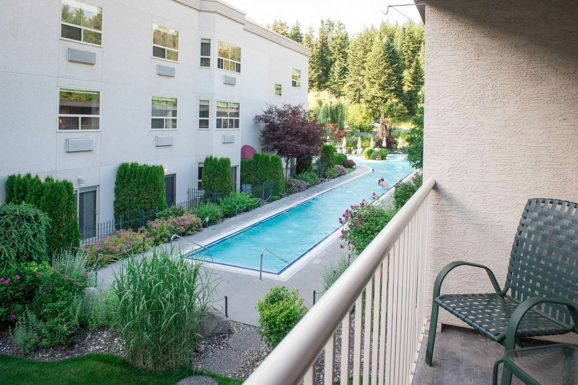 Hilltop Inn - Salmon Arm Bagian luar foto