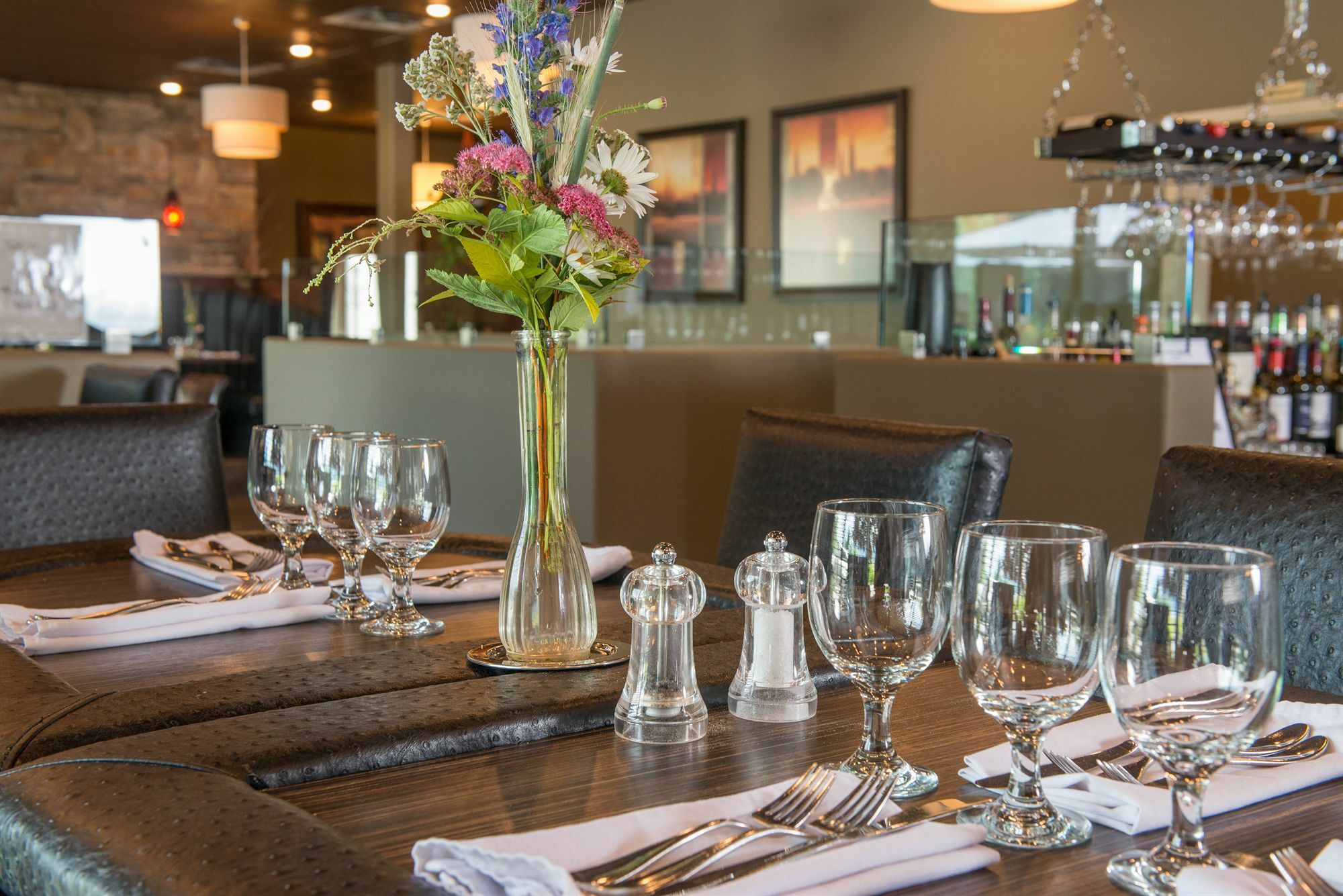 Hilltop Inn - Salmon Arm Bagian luar foto