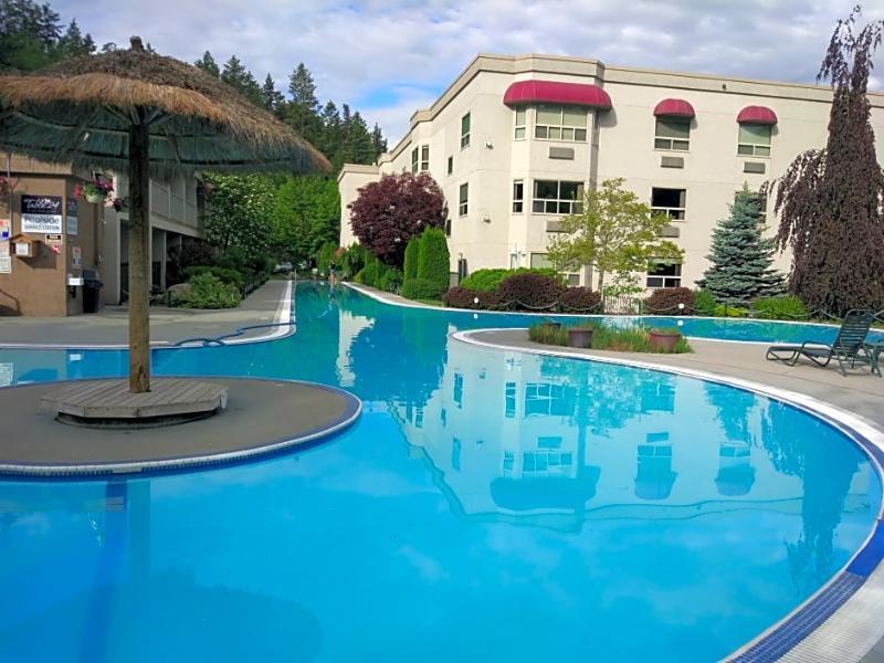 Hilltop Inn - Salmon Arm Bagian luar foto